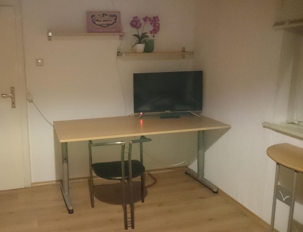Privatzimmer Furth Zentrum Ngoại thất bức ảnh