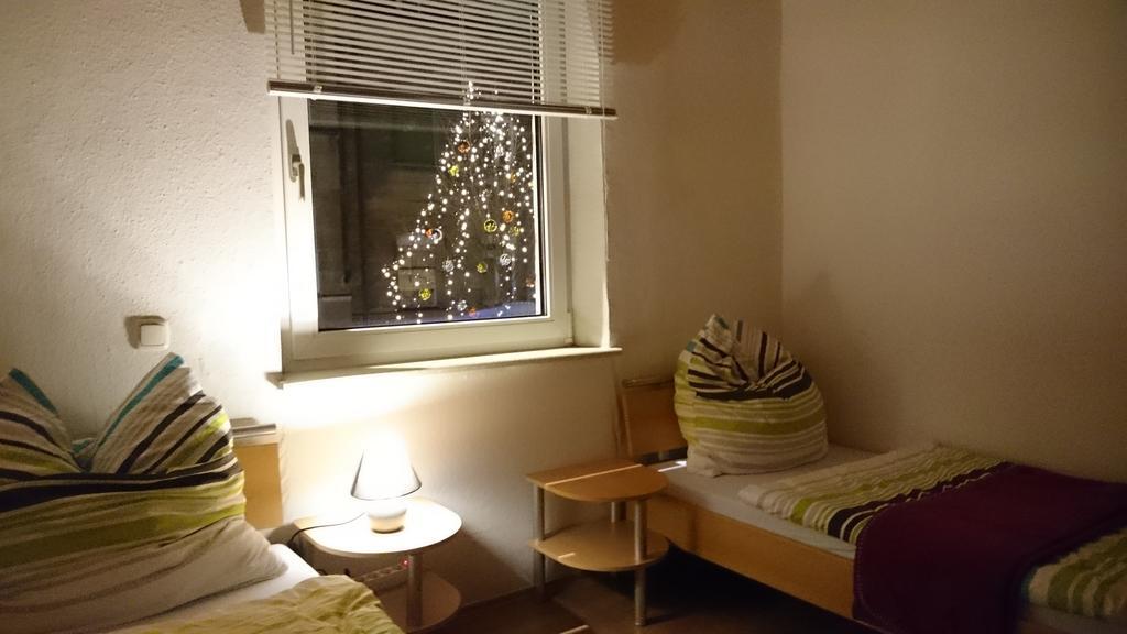 Privatzimmer Furth Zentrum Ngoại thất bức ảnh